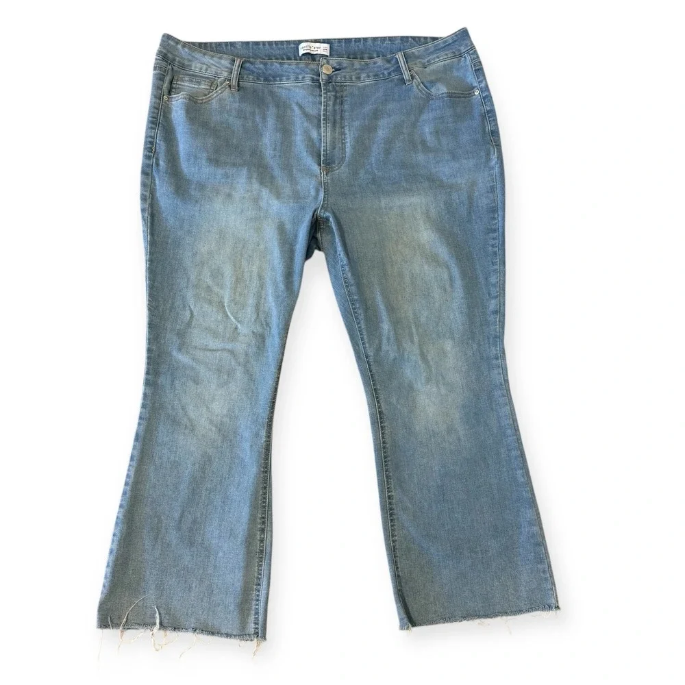 Vanilla Star‎ Womens Jeans Size 22W Light Wash Bootcut Raw Hem Denim Stretch